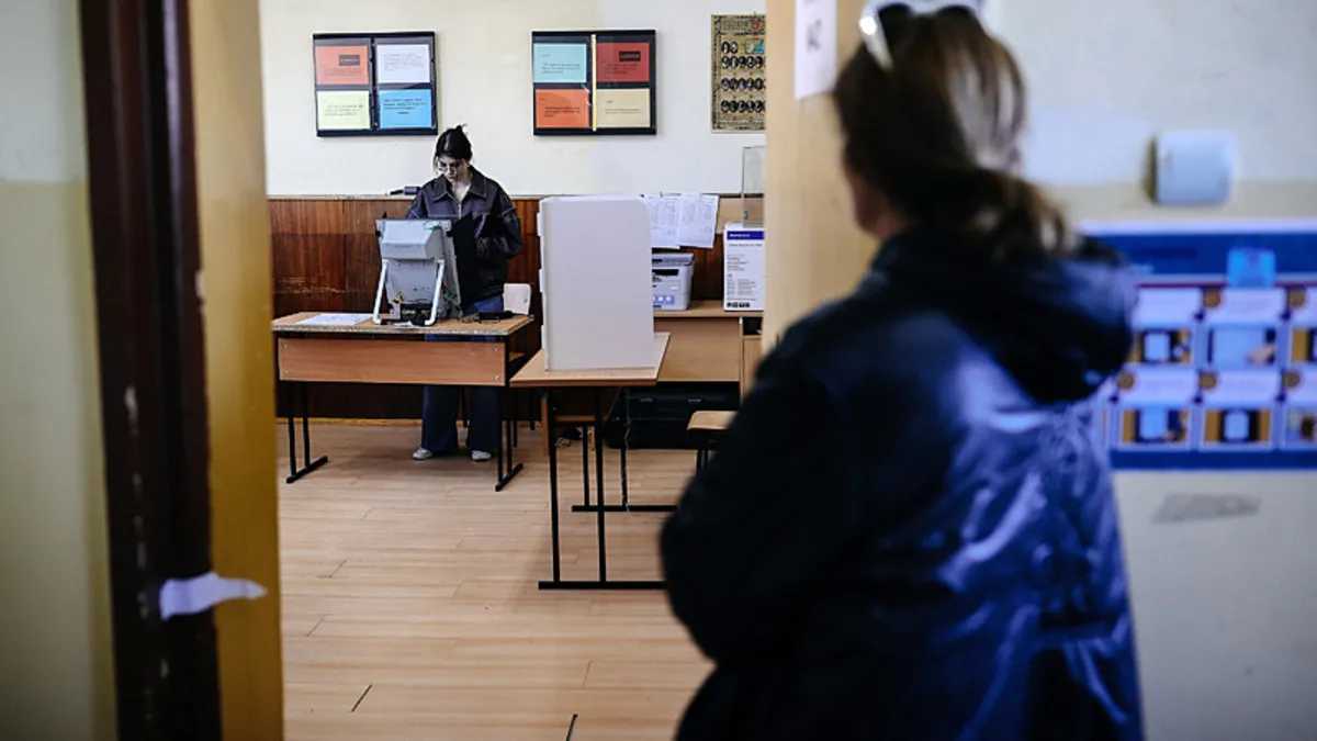 Bulgaristan’da son 5 yılda 8’inci seçim: Kritik yarışı kim önde götürüyor?