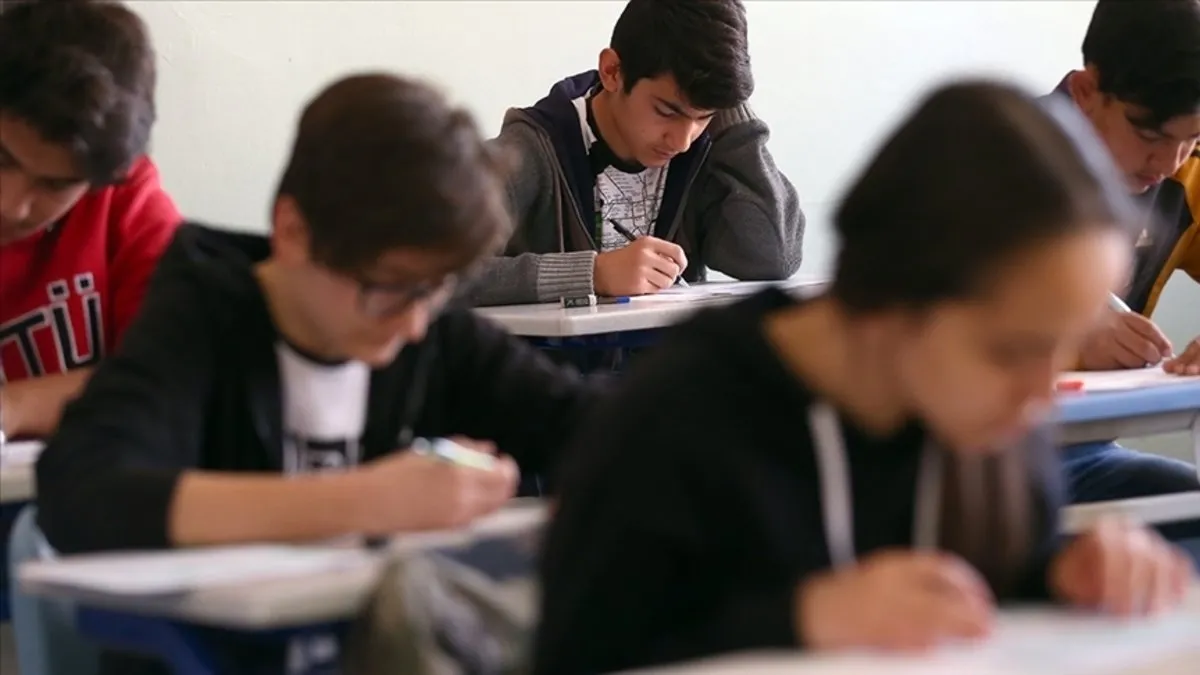 MEB ORTAK SINAV TAKVİMİ 2025-2026: 1. Dönem ortak sınav tarihleri ne zaman, hangi tarihte düzenlenecek?
