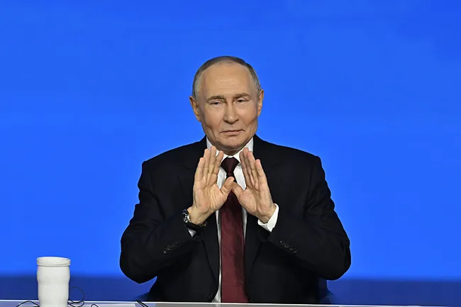 putin-rusya-ukrayna-savasinda-batiyi-sucladi-bize-karsi-saygili-olursaniz-yeni-ozel-askeri-operasyonlar-olmaz-1766175421934.jpeg Putin, Rusya-Ukrayna savaşında batıyı suçladı:
