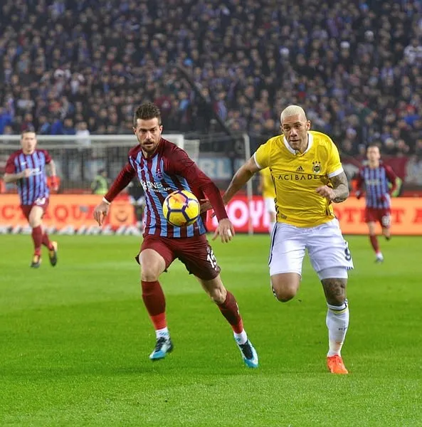 Trabzonspor-Fenerbahçe maçından kareler