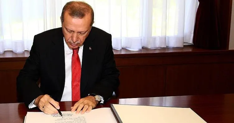 Cumhurbaşkanı Erdoğan, iki üniversiteye rektör atadı!