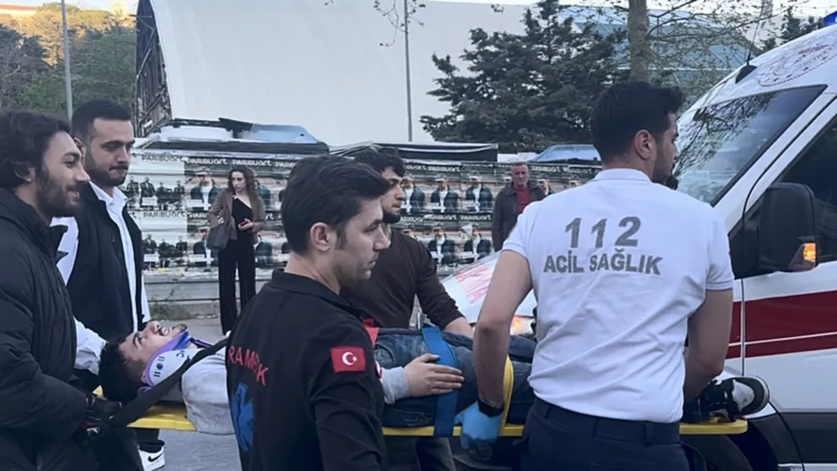 Şişli’de kaza! Tesla marka otomobil ile motosiklet çarpıştı: 1 yaralı Şişli’de kaza! Tesla marka otomobil ile motosiklet çarpıştı: 1 yaralı