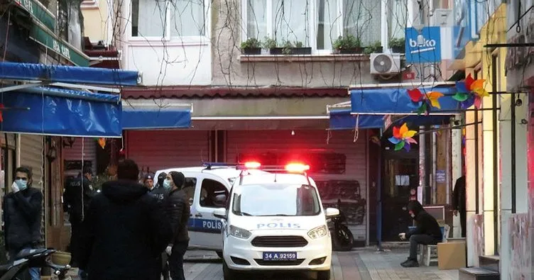 Kadıköy’de İngiliz öğretmen evinde ölü bulundu