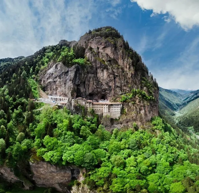 tarih-kultur-ve-lezzetin-bulustugu-trabzon-festivale-hazir-9-gun-boyunca-turkiye-kultur-yolu-festivaline-ev-sa-1780478349600.jpeg