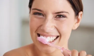 Diyanet’e göre diş fırçalamak orucu bozar mı? Oruçluyken diş fırçalamak orucu bozar mı, zedeler mi?