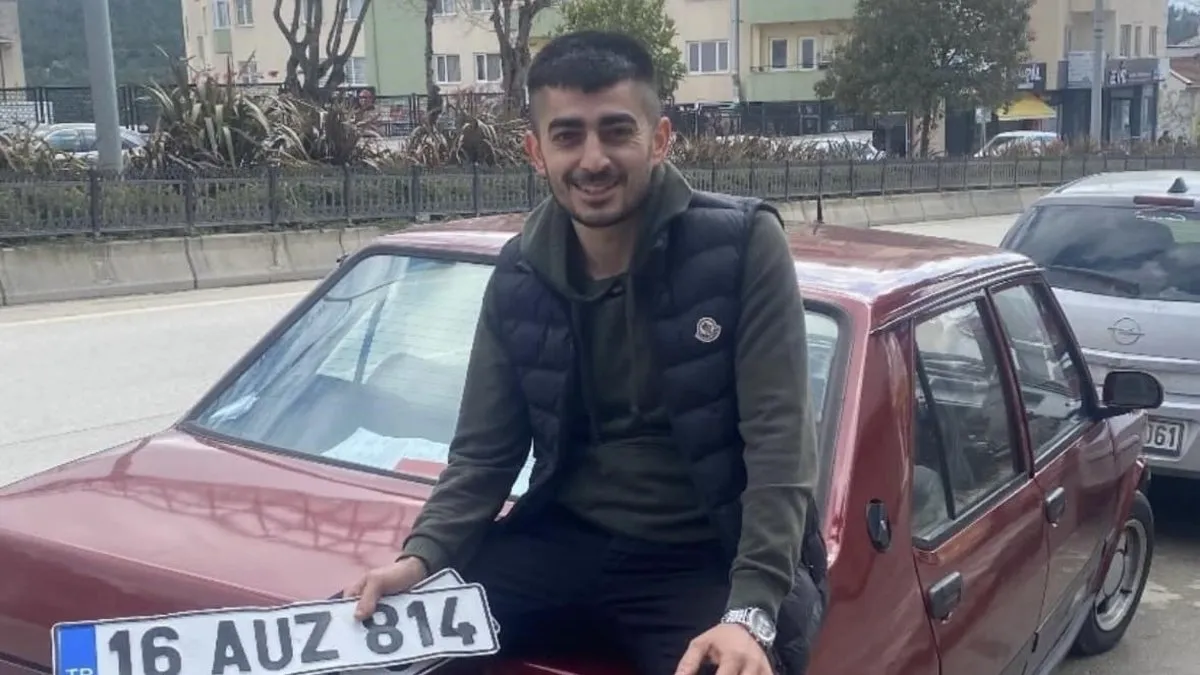 Bursa'da feci kaza! Otomobil ile kamyonet çarpıştı: 1 kişi hayatını kaybetti