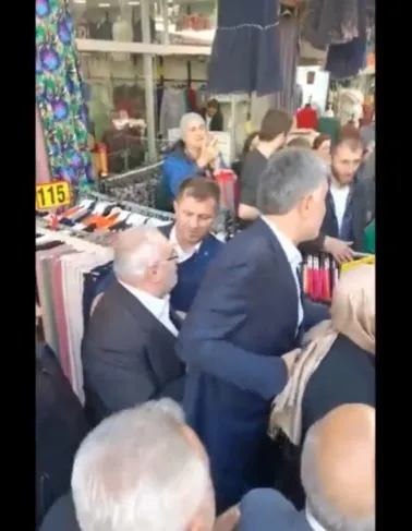 ankarali-vatandastan-babacana-tepki-kendine-cok-yazik-ettin-1683101620041.jpg Ankaralı vatandaştan Babacan'a tepki