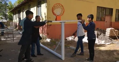 Muş'ta köy okullarına basketbol potası kurulmaya başladı #mus
