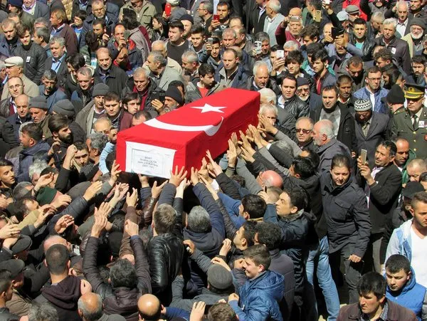 Şehit uzman Çavuş İbrahim Çetin son yolculuğuna uğurlandı