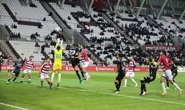 Konyaspor, deplasmanda 4 golle kazandı!