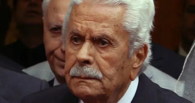 Eski Bakan İsmet Sezgin kimdir? İsmet Sezgin’in hayatı!