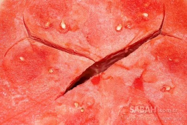Karpuzdaki tehlike! Böyle görünüyorsa sakın yemeyin