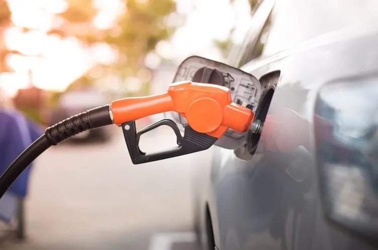 BENZİN MOTORİN GÜNCEL FİYATI: 3 Mayıs 2023 Benzin-Motorin fiyatları ne kadar, kaç TL, Motorine ne kadar indirim gelecek, geldi mi, ne zaman?
