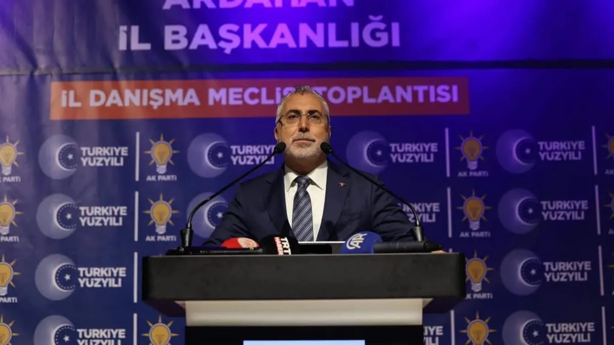 Bakan Işıkhan Ardahan'da "AK Parti İl Danışma Meclisi Toplantısı"nda konuştu