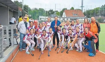 ‘Hokeyin Sultanları’ Süper Lig’e hazır