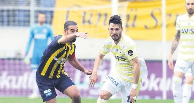 Ersun Yanal'dan Tolgay Arslan sürprizi