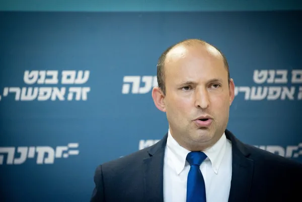koltugu-netanyahudan-devralacak-israilin-yeni-irkci-basbakani-naftali-bennett-1622703070314.jpg Koltuğu Netanyahu’dan devralacak: İsrail’in yeni ırkçı başbakanı Naftali Bennett