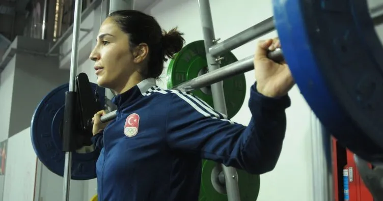 Buse Tosun Çavuşoğlu, dünyada 2023’ün en iyi çıkış yapan kadın güreşçisi seçildi