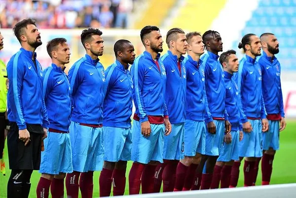 Kasımpaşa - Trabzonspor maçından kareler