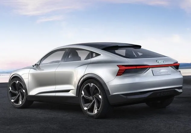 Audi, E-Tron Sportback’in ilk detaylarını paylaştı