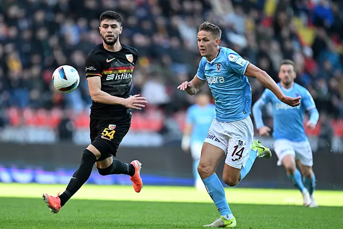 son-dakika-haberi-trabzonspor-kayserispor-engelini-asamadi-1738422298488.jpeg