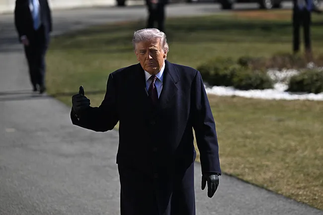 abd-baskani-trumptan-irana-operasyon-aciklamasi-bunu-yapmak-istemiyorum-ama-1772221951650.jpg ABD Başkanı Trump'tan İran'a operasyon açıklaması: Bunu yapmak istemiyorum ama...