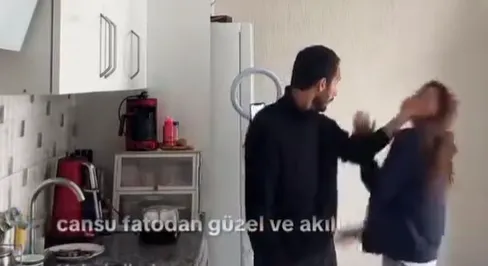son-dakika-yine-tiktok-yine-rezalet-canli-yayainda-esini-darp-etti-1779086793144.png