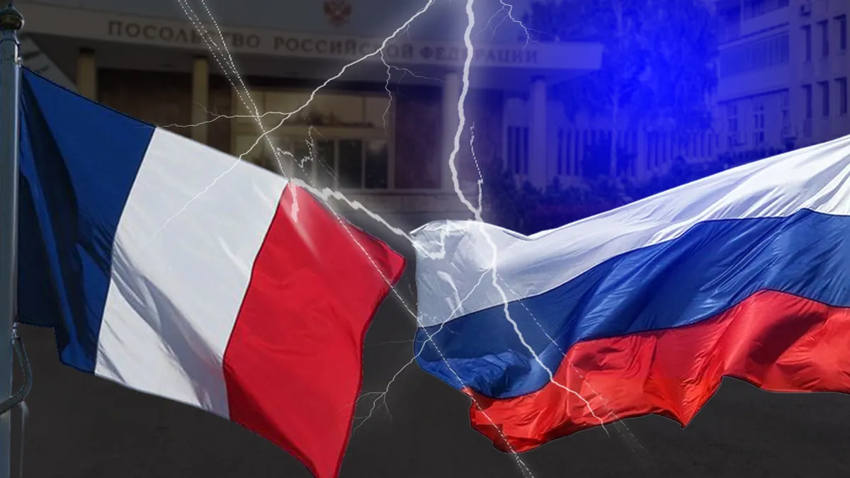 Rusya ve Fransa’nın Türkiye Büyükelçilikleri sosyal medyada birbirine girdi! Rusya ve Fransa’nın Türkiye Büyükelçilikleri sosyal medyada birbirine girdi!