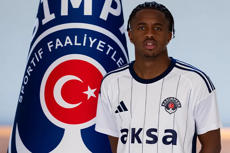 Süper Lig'de transfer rüzgarı! İşte resmen açıklanan tüm imzalar (2026-2027)