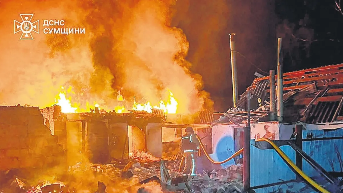 Donbas'ta çatışmaların şiddetlendiği ve Rus enerji tesislerinin hedef alındığına dair bir görsel.