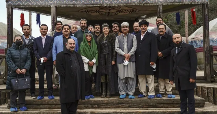 Kuruluş Osman’a sürpriz ziyaret