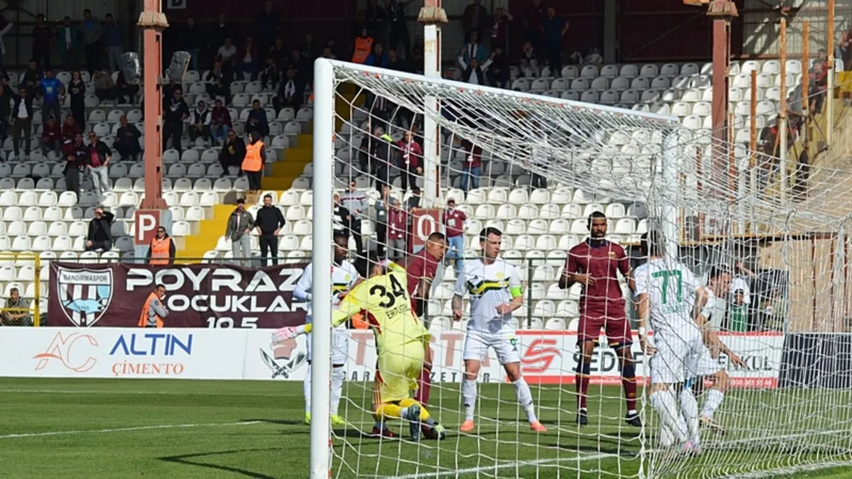 Bandırmaspor – Esenler Erokspor maçında kazanan çıkmadı! Bandırmaspor – Esenler Erokspor maçında kazanan çıkmadı!