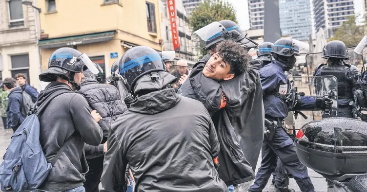Fransa’da 2000 liseli gözaltında