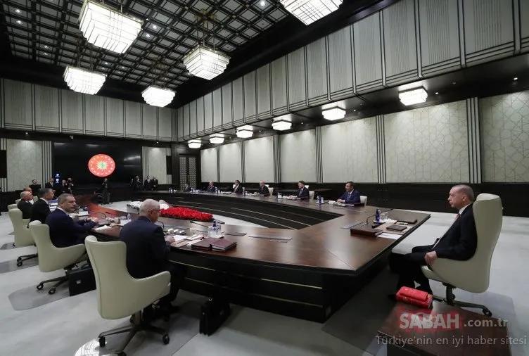 SON DAKİKA | YAŞ toplantısı kararları duyuruldu! Genelkurmay Başkanı Metin Gürak oldu