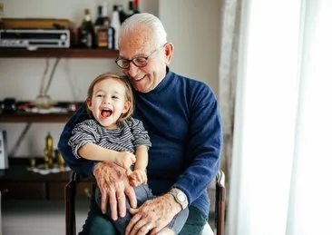 Araştırma: Aile ortamında yaşlanma olumlu