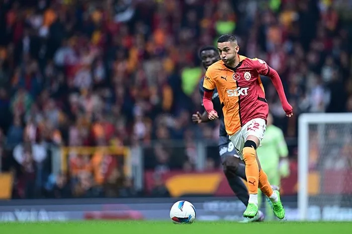 az-alkmaar-galatasaray-maci-oncesi-okan-buruktan-ziyech-icin-flas-yorum-1732739327987.jpeg