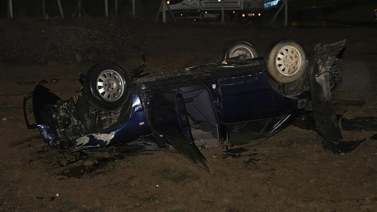 Başkentte kontrolden çıkan otomobil takla attı: 1 ölü Başkentte kontrolden çıkan otomobil takla attı: 1 ölü