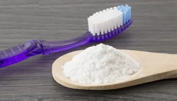 Dişlerinizi karbon tozuyla bir hafta fırçalarsanız