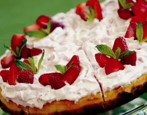 Çilekli Cheesecake