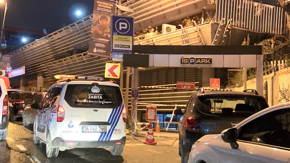Beyoğlu'nda İSPARK otoparkının kolonları çatladı Beyoğlu'nda İSPARK otoparkının kolonları çatladı