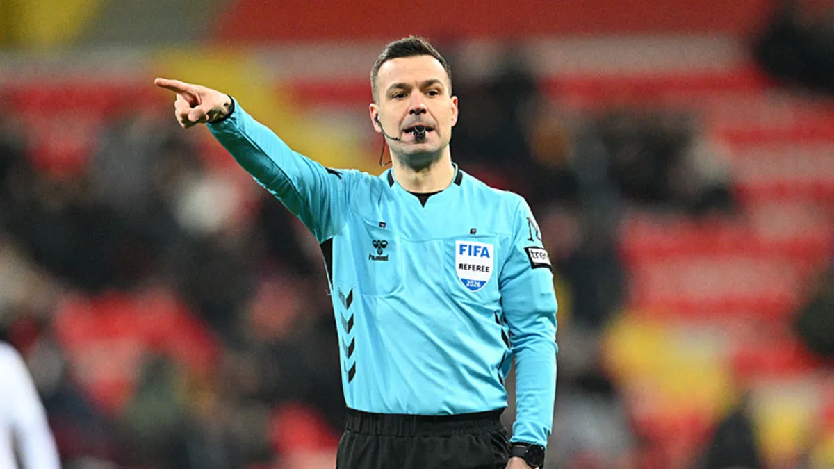 SON DAKİKA | Fenerbahçe-Beşiktaş ve Trabzonspor-Galatasaray derbilerinin hakemleri belli oldu… SON DAKİKA | Fenerbahçe-Beşiktaş ve Trabzonspor-Galatasaray derbilerinin hakemleri belli oldu…