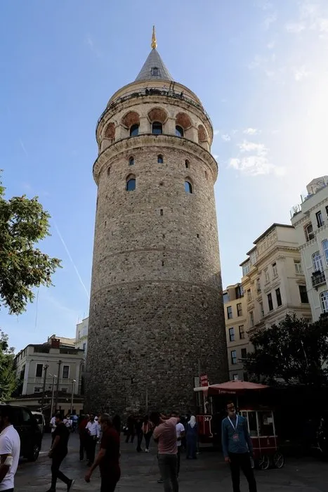 Restorasyonu tamamlanan Galata Kulesi’ne rekor ziyaretçi akını