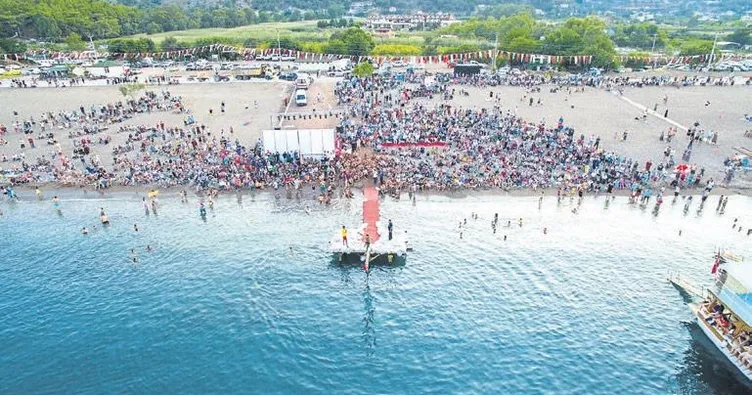 Turizm şenliğinde renkli anlar