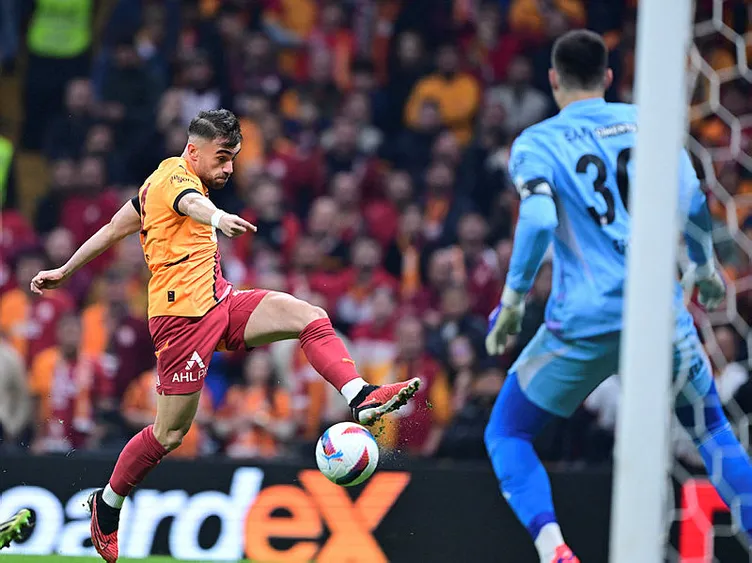 SON DAKİKA BEŞİKTAŞ HABERİ: Van Bronckhorst maç sonrası çıldırdı: Konuşursam ceza alırım