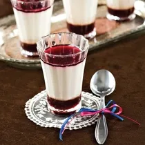 Frambuaz soslu muhallebi tarifi