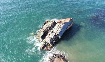 Şile’de karaya oturan gemi parçalanarak karaya çıkartılıyor