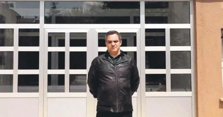Görme engelli öğretmeni dolandırdılar