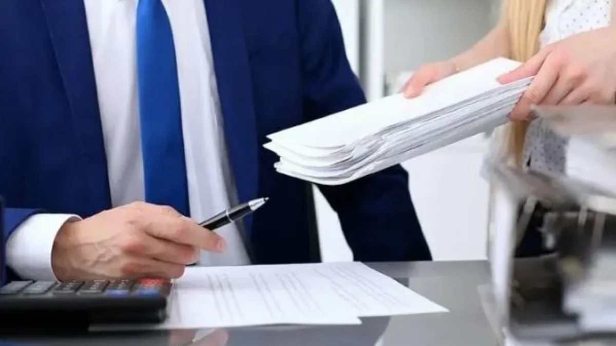 İ Z M İ R BÖLGE ADLİYE MAHKEMESİ