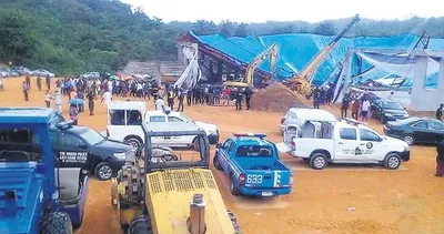 Kilise inşaatı çöktü: 200 ölü