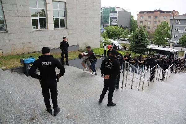 siber-dolandiricilik-cetesinde-35-tutuklama-1779535375216.jpg